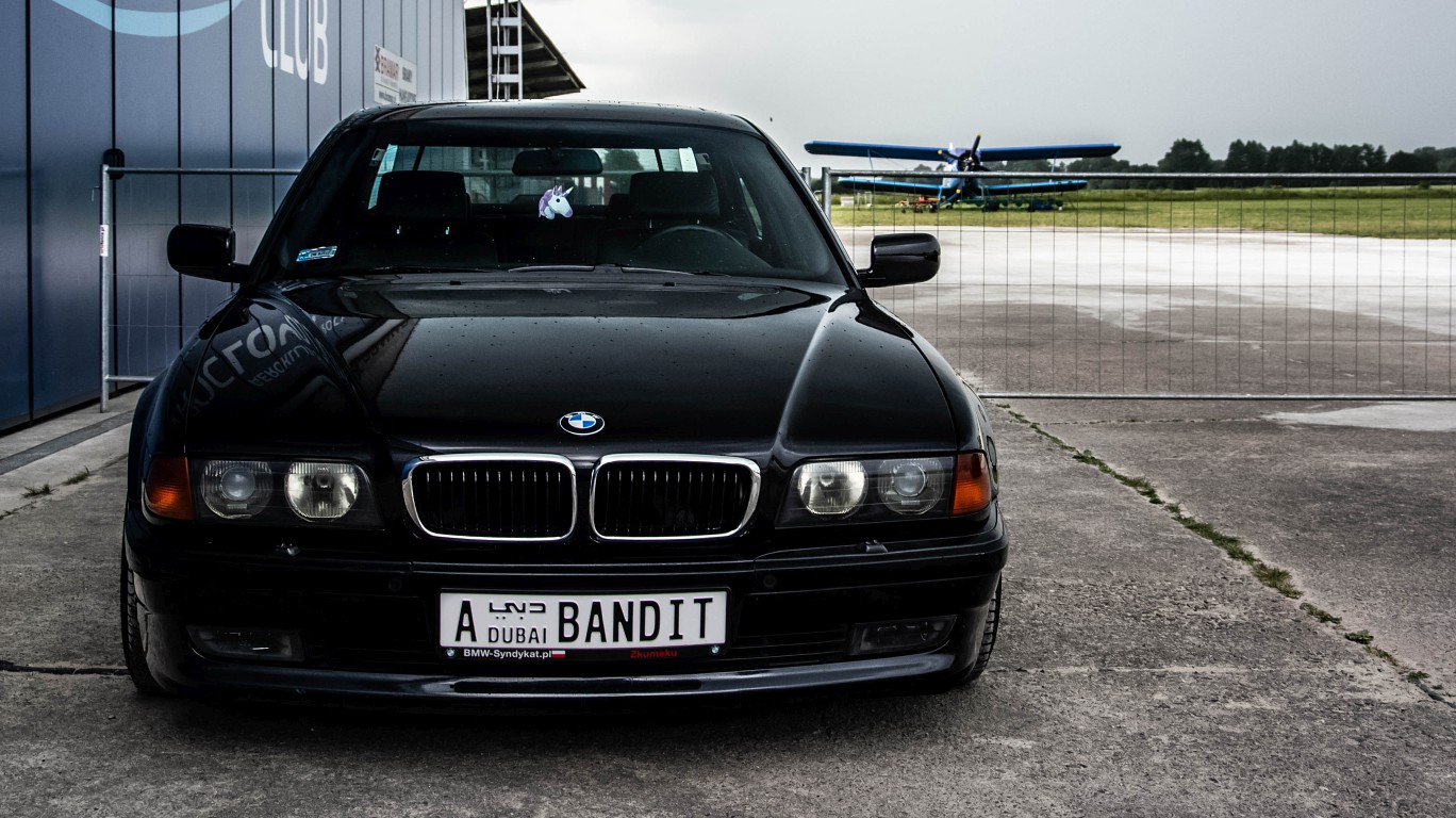BMW 7 e38