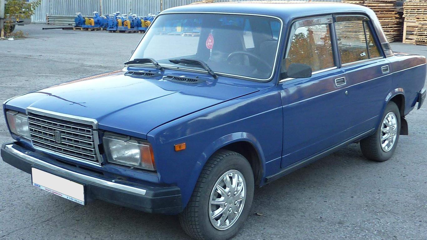 ВАЗ-2107 «Жигули». Семёрка ВАЗ 2107 голубая. Ваз2107 компакт-кар.